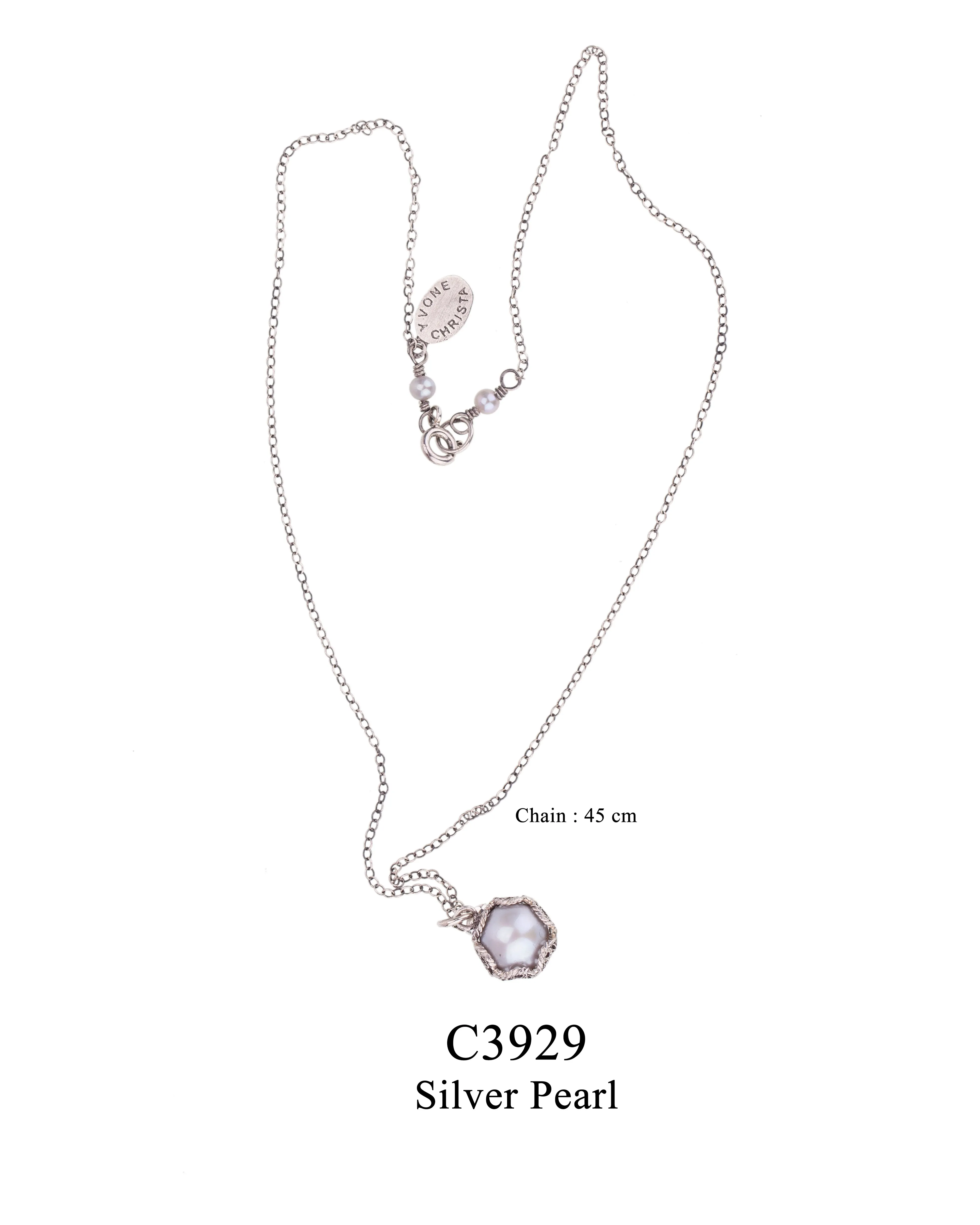 Pearl drop necklace