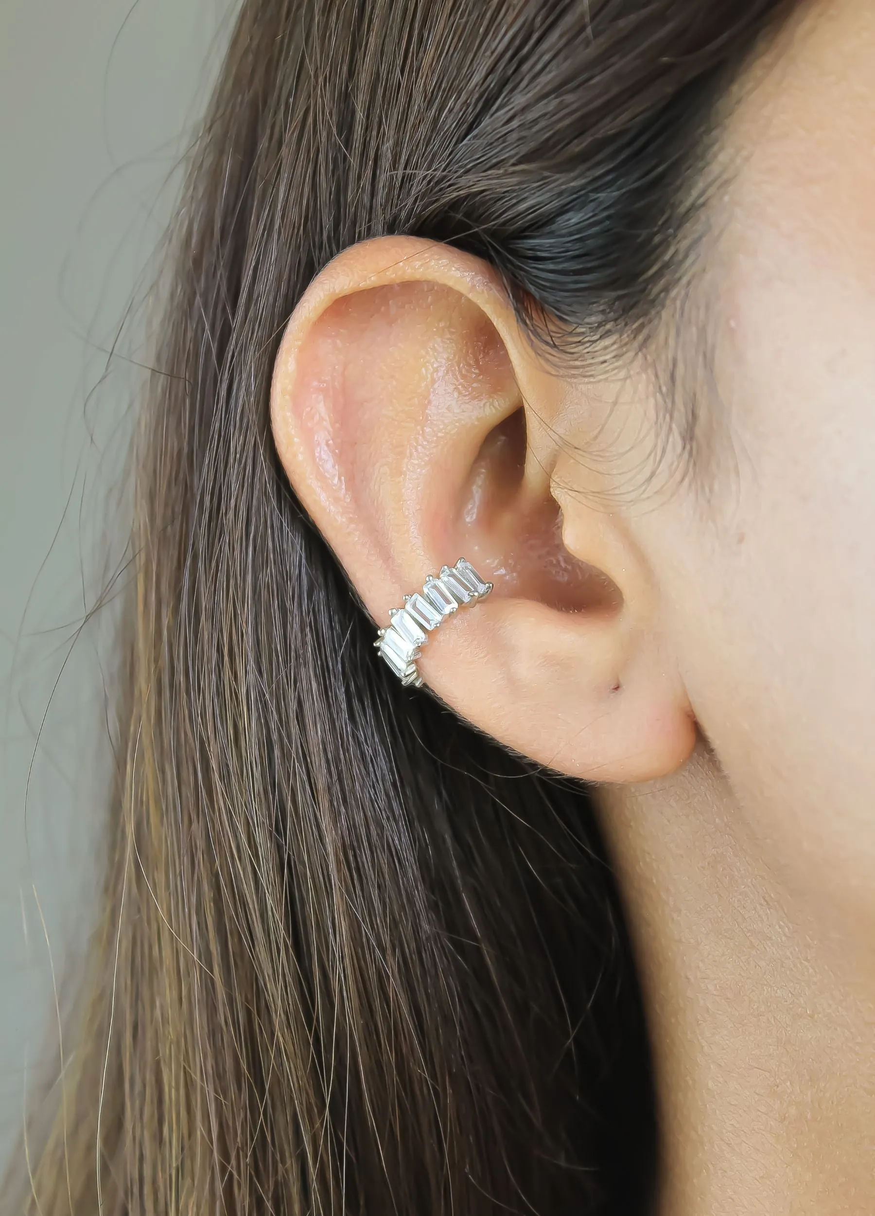 Silver Pequeno Ear Cuffs