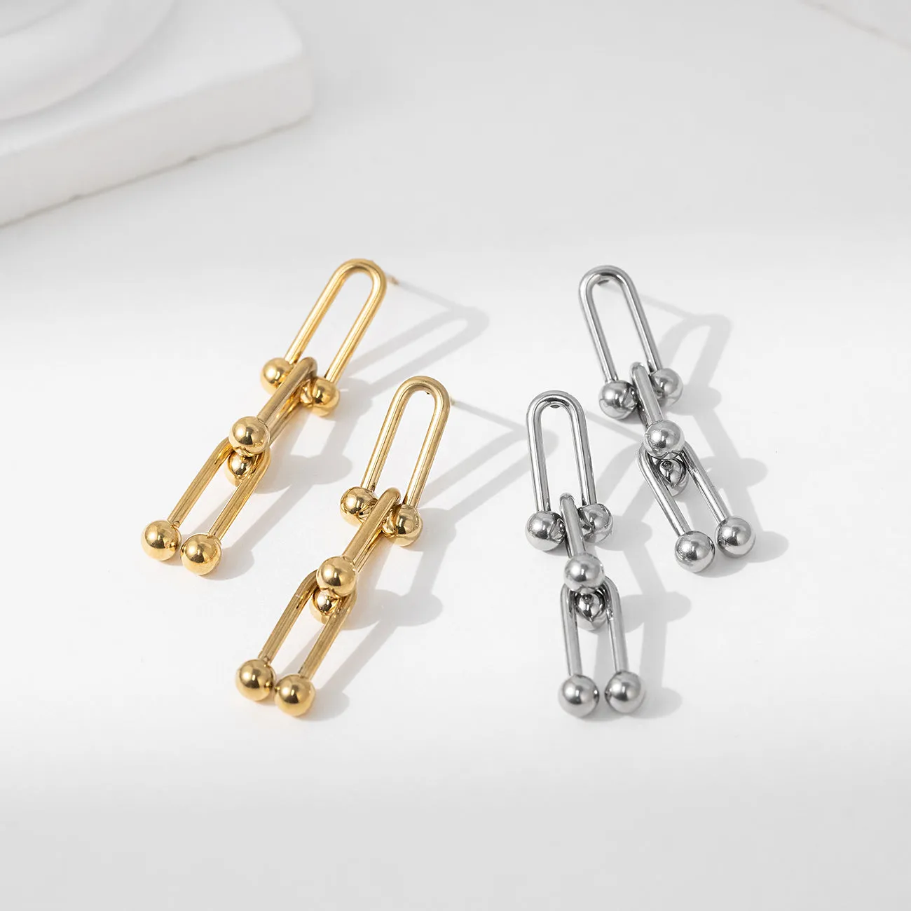 Urban U-link Drop Earrings - Gold